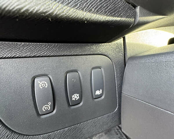 Серый Рено Кенгу, объемом двигателя 1.2 л и пробегом 155 тыс. км за 12900 $, фото 22 на Automoto.ua