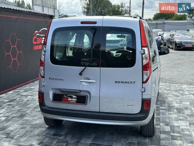 Серый Рено Кенгу, объемом двигателя 1.5 л и пробегом 171 тыс. км за 12800 $, фото 17 на Automoto.ua