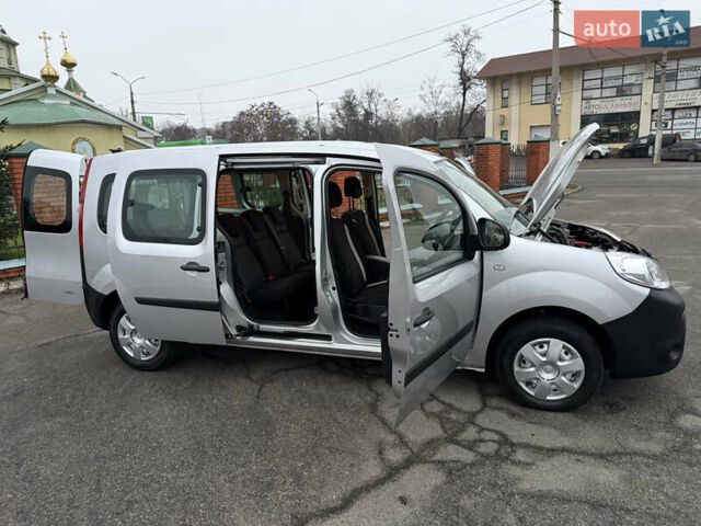 Серый Рено Кенгу, объемом двигателя 1.5 л и пробегом 172 тыс. км за 12999 $, фото 80 на Automoto.ua