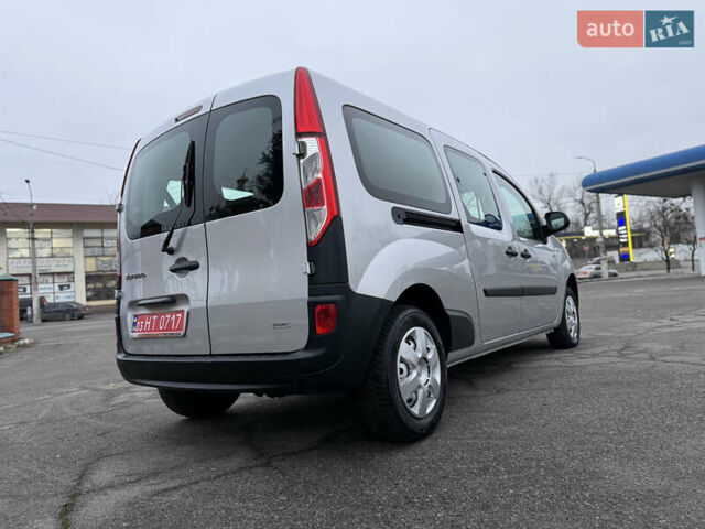 Серый Рено Кенгу, объемом двигателя 1.5 л и пробегом 172 тыс. км за 12999 $, фото 18 на Automoto.ua