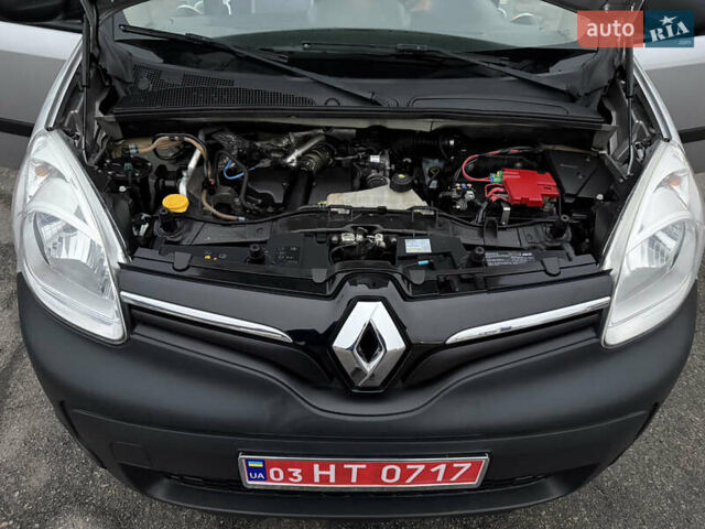 Серый Рено Кенгу, объемом двигателя 1.5 л и пробегом 172 тыс. км за 12999 $, фото 69 на Automoto.ua