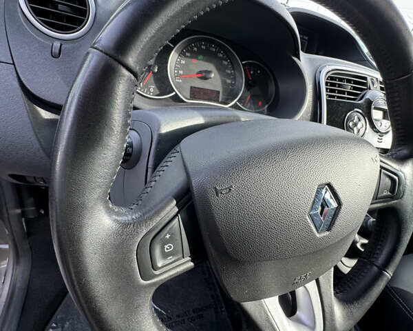 Серый Рено Кенгу, объемом двигателя 1.2 л и пробегом 155 тыс. км за 12900 $, фото 18 на Automoto.ua