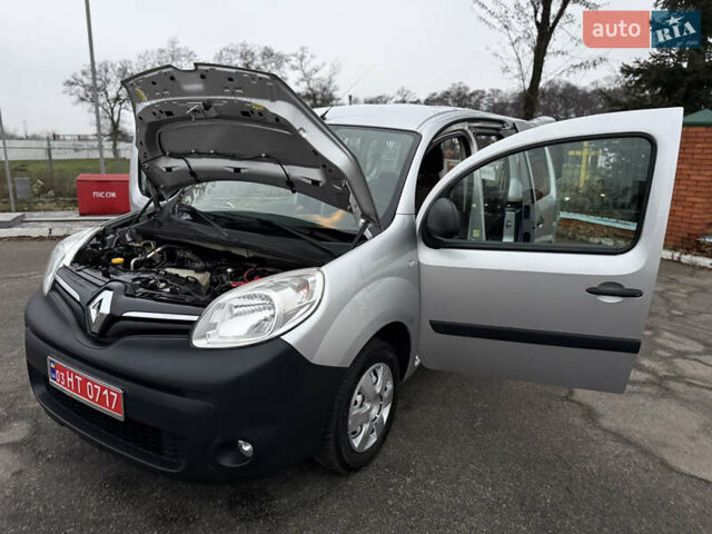 Серый Рено Кенгу, объемом двигателя 1.5 л и пробегом 172 тыс. км за 12999 $, фото 95 на Automoto.ua