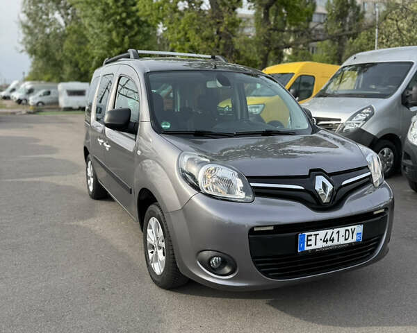 Серый Рено Кенгу, объемом двигателя 1.2 л и пробегом 155 тыс. км за 12900 $, фото 1 на Automoto.ua