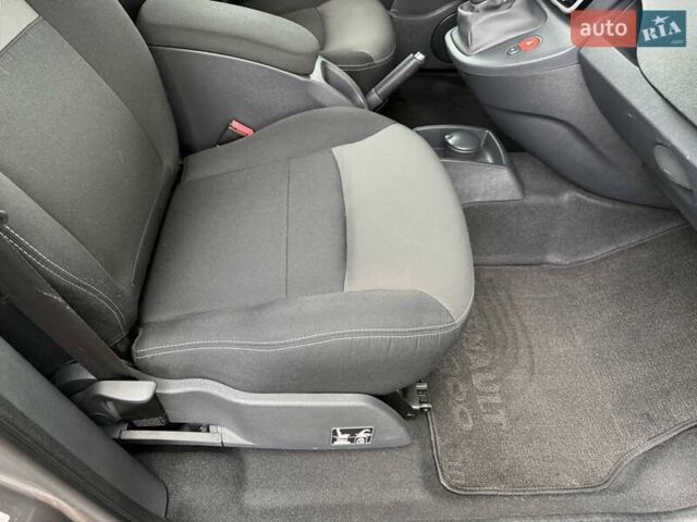 Рено Кенгу 2016 в Одессе на Automoto.ua Серый Рено Кенгу, объемом двигателя 1.5 л и пробегом 156 тыс. км за 13650 $, фото 38 на Automoto.ua