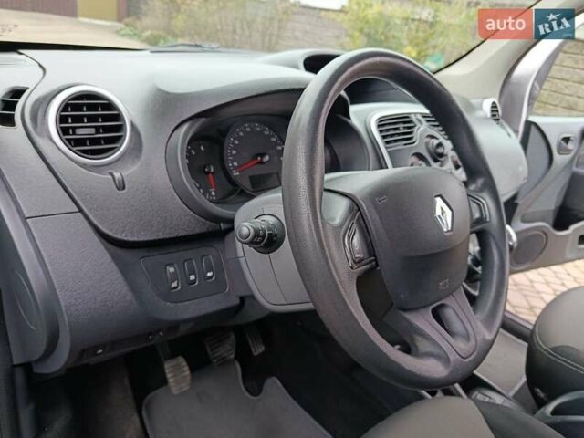 Сірий Рено Кєнгу, об'ємом двигуна 1.5 л та пробігом 291 тис. км за 12877 $, фото 2 на Automoto.ua