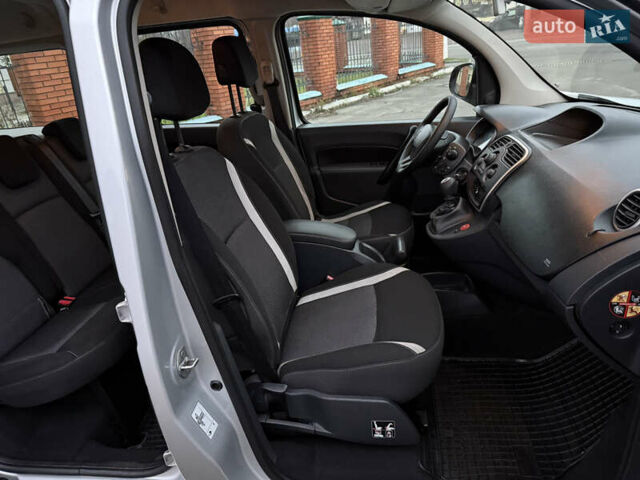 Серый Рено Кенгу, объемом двигателя 1.5 л и пробегом 172 тыс. км за 12999 $, фото 43 на Automoto.ua