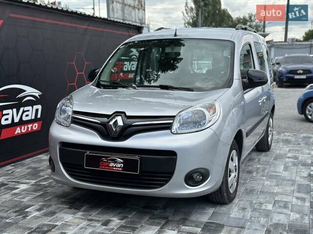 Серый Рено Кенгу, объемом двигателя 1.5 л и пробегом 171 тыс. км за 12800 $, фото 5 на Automoto.ua