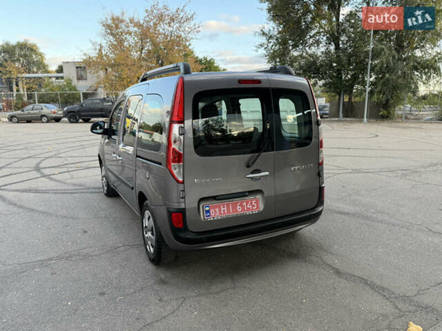Сірий Рено Кєнгу, об'ємом двигуна 1.5 л та пробігом 126 тис. км за 12599 $, фото 23 на Automoto.ua
