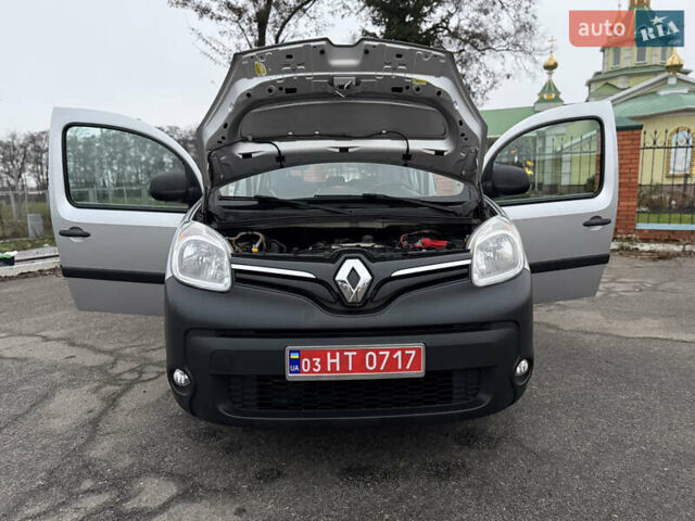 Серый Рено Кенгу, объемом двигателя 1.5 л и пробегом 172 тыс. км за 12999 $, фото 76 на Automoto.ua