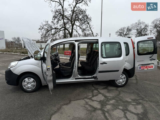 Серый Рено Кенгу, объемом двигателя 1.5 л и пробегом 172 тыс. км за 12999 $, фото 92 на Automoto.ua