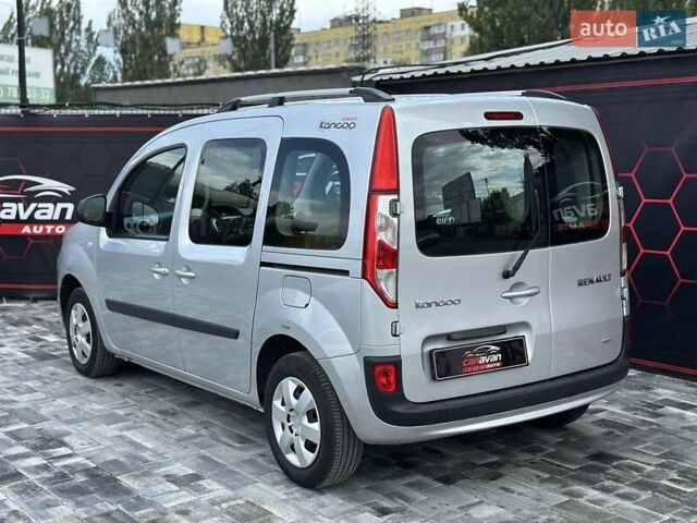 Серый Рено Кенгу, объемом двигателя 1.5 л и пробегом 171 тыс. км за 12800 $, фото 14 на Automoto.ua