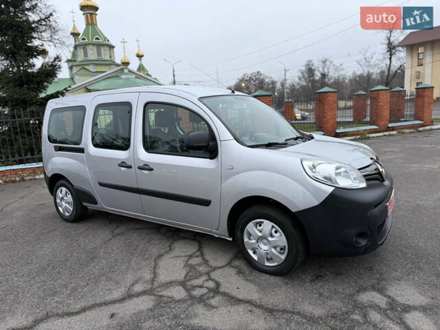 Серый Рено Кенгу, объемом двигателя 1.5 л и пробегом 172 тыс. км за 12999 $, фото 11 на Automoto.ua