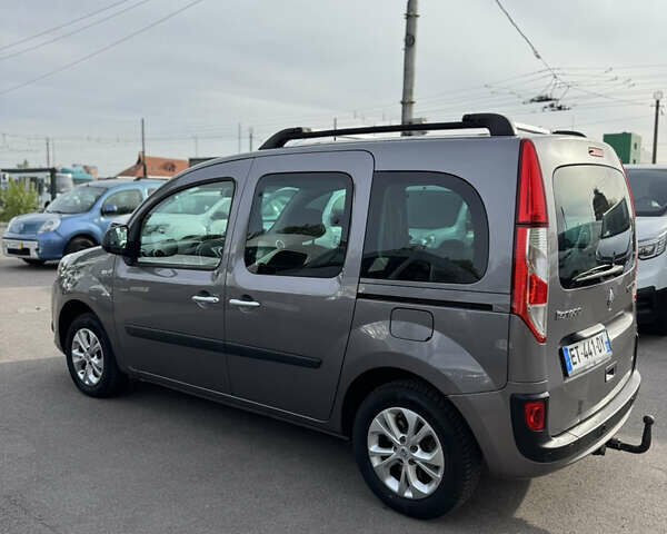 Серый Рено Кенгу, объемом двигателя 1.2 л и пробегом 155 тыс. км за 12900 $, фото 6 на Automoto.ua