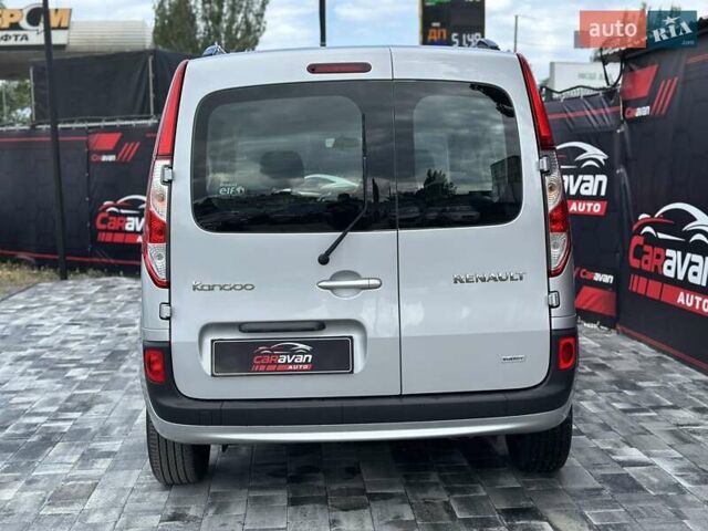 Серый Рено Кенгу, объемом двигателя 1.5 л и пробегом 171 тыс. км за 12800 $, фото 11 на Automoto.ua