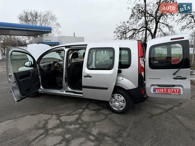 Серый Рено Кенгу, объемом двигателя 1.5 л и пробегом 172 тыс. км за 12999 $, фото 90 на Automoto.ua