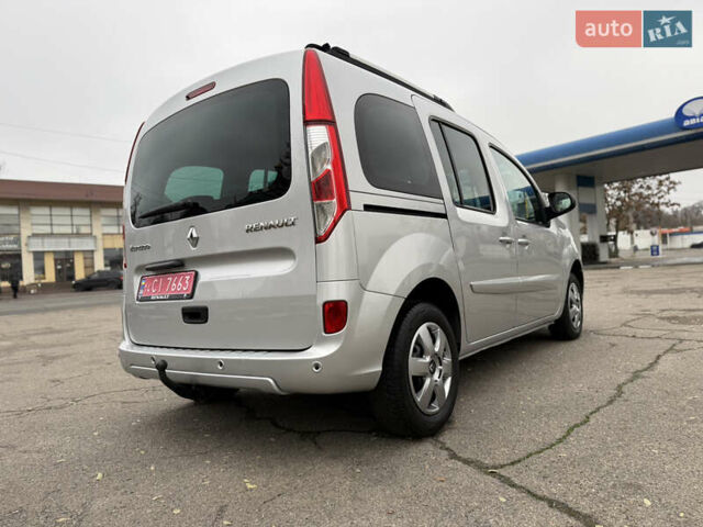 Серый Рено Кенгу, объемом двигателя 1.5 л и пробегом 196 тыс. км за 12999 $, фото 18 на Automoto.ua