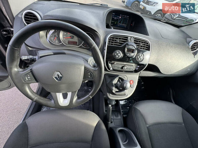 Серый Рено Кенгу, объемом двигателя 1.2 л и пробегом 155 тыс. км за 12900 $, фото 10 на Automoto.ua