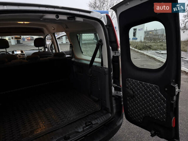 Серый Рено Кенгу, объемом двигателя 1.5 л и пробегом 172 тыс. км за 12999 $, фото 65 на Automoto.ua