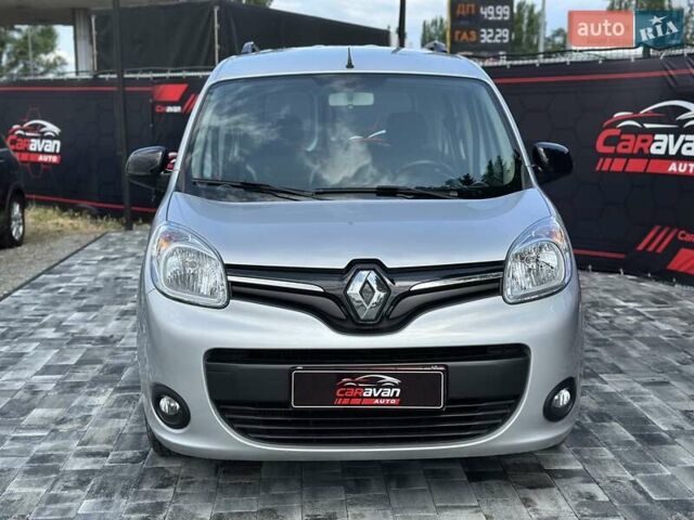 Серый Рено Кенгу, объемом двигателя 1.5 л и пробегом 171 тыс. км за 12800 $, фото 25 на Automoto.ua