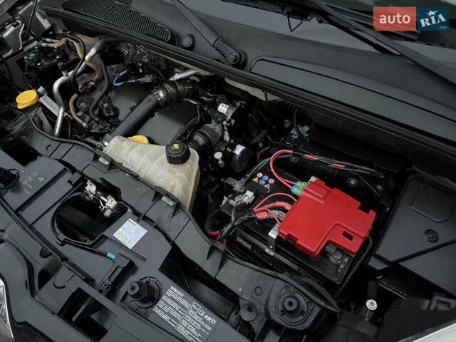 Серый Рено Кенгу, объемом двигателя 1.5 л и пробегом 172 тыс. км за 12999 $, фото 71 на Automoto.ua