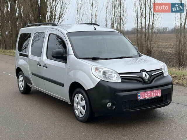 Серый Рено Кенгу, объемом двигателя 1.5 л и пробегом 191 тыс. км за 12800 $, фото 4 на Automoto.ua