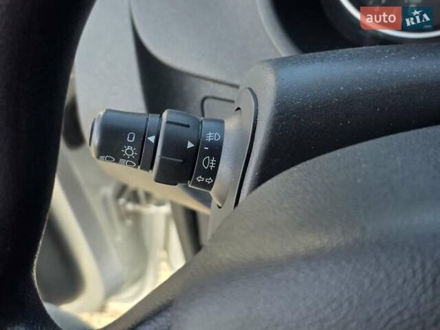 Рено Кєнгу 2017 у Тернополі на Automoto.ua Сірий Рено Кєнгу, об'ємом двигуна 1.5 л та пробігом 157 тис. км за 12699 $, фото 26 на Automoto.ua