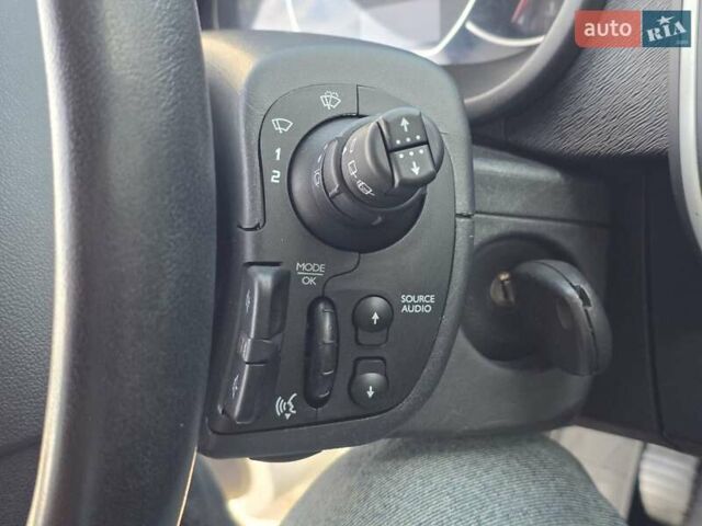 Рено Кєнгу 2017 у Тернополі на Automoto.ua Сірий Рено Кєнгу, об'ємом двигуна 1.5 л та пробігом 157 тис. км за 12699 $, фото 29 на Automoto.ua