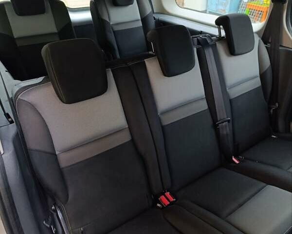 Серый Рено Кенгу, объемом двигателя 1.5 л и пробегом 198 тыс. км за 12800 $, фото 20 на Automoto.ua