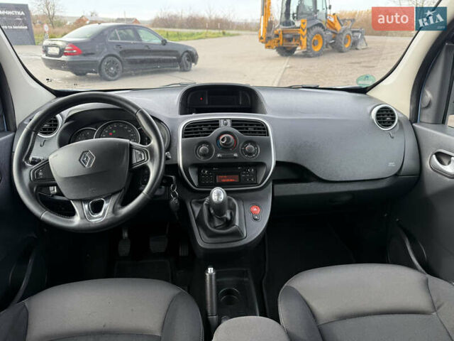 Серый Рено Кенгу, объемом двигателя 1.5 л и пробегом 112 тыс. км за 11950 $, фото 14 на Automoto.ua