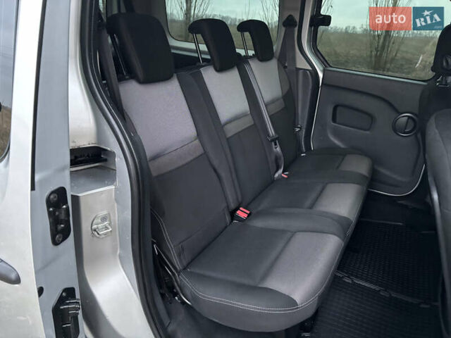 Серый Рено Кенгу, объемом двигателя 1.5 л и пробегом 191 тыс. км за 12800 $, фото 22 на Automoto.ua