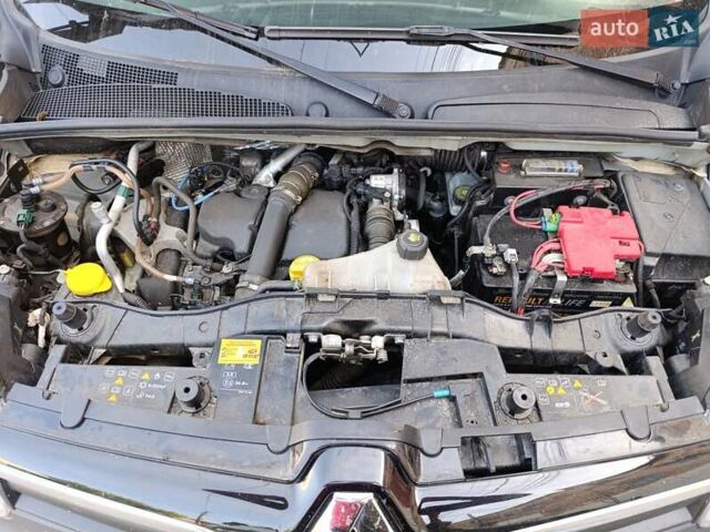 Серый Рено Кенгу, объемом двигателя 1.5 л и пробегом 198 тыс. км за 12800 $, фото 25 на Automoto.ua