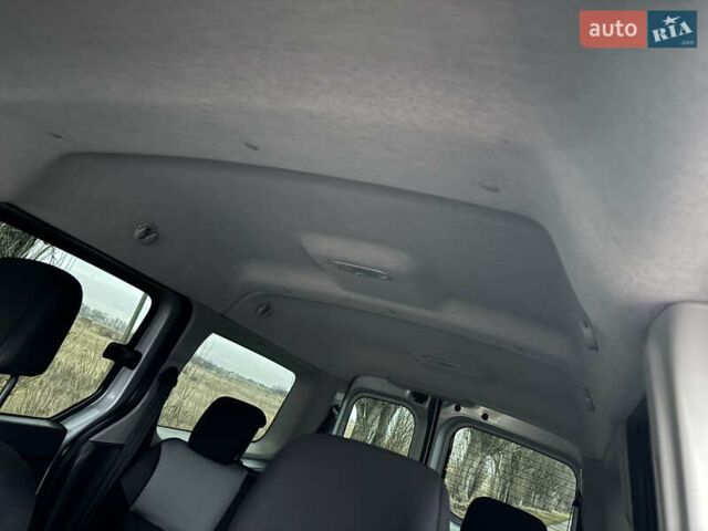 Серый Рено Кенгу, объемом двигателя 1.5 л и пробегом 191 тыс. км за 12800 $, фото 26 на Automoto.ua