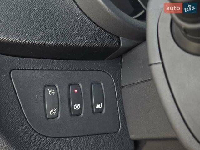 Рено Кєнгу 2017 у Тернополі на Automoto.ua Сірий Рено Кєнгу, об'ємом двигуна 1.5 л та пробігом 157 тис. км за 12699 $, фото 25 на Automoto.ua