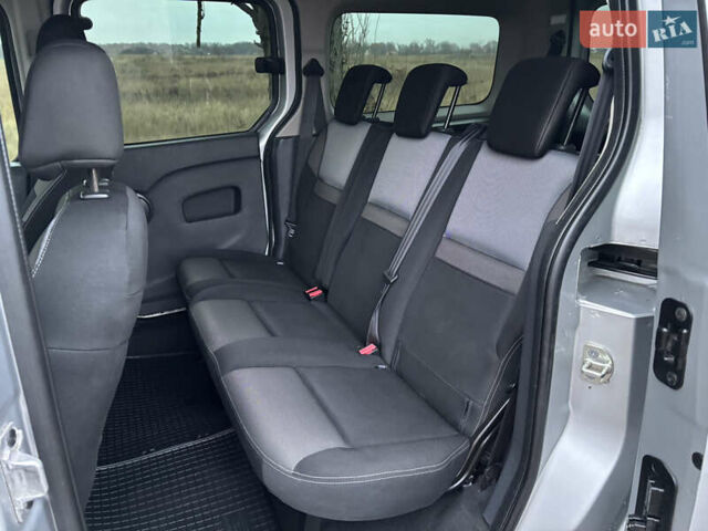 Серый Рено Кенгу, объемом двигателя 1.5 л и пробегом 191 тыс. км за 12800 $, фото 20 на Automoto.ua