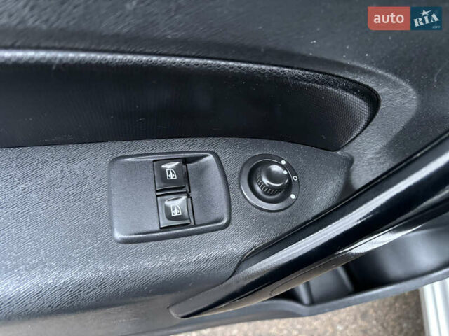 Серый Рено Кенгу, объемом двигателя 1.5 л и пробегом 191 тыс. км за 12800 $, фото 15 на Automoto.ua