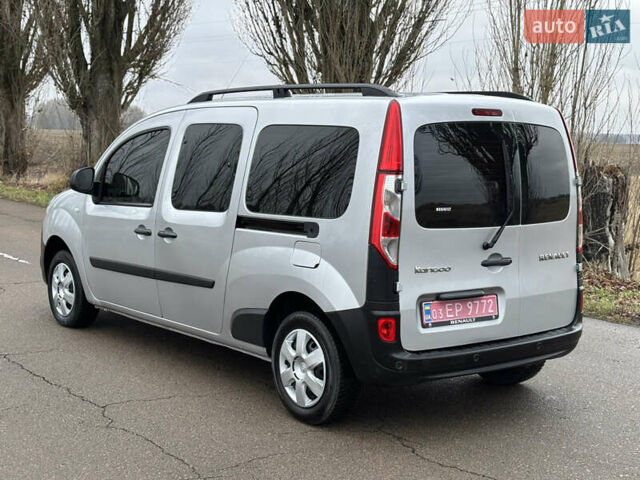 Серый Рено Кенгу, объемом двигателя 1.5 л и пробегом 191 тыс. км за 12800 $, фото 6 на Automoto.ua