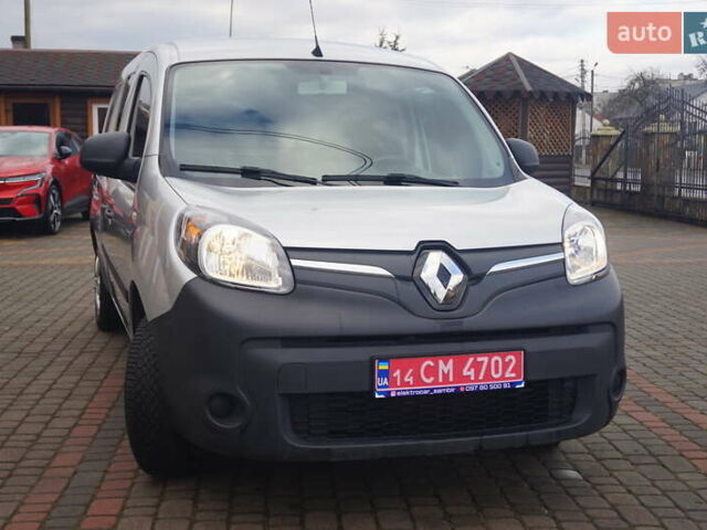Сірий Рено Кєнгу, об'ємом двигуна 0 л та пробігом 79 тис. км за 11111 $, фото 3 на Automoto.ua