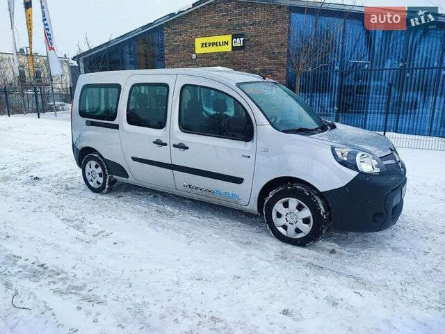 Сірий Рено Кєнгу, об'ємом двигуна 0 л та пробігом 48 тис. км за 14000 $, фото 2 на Automoto.ua