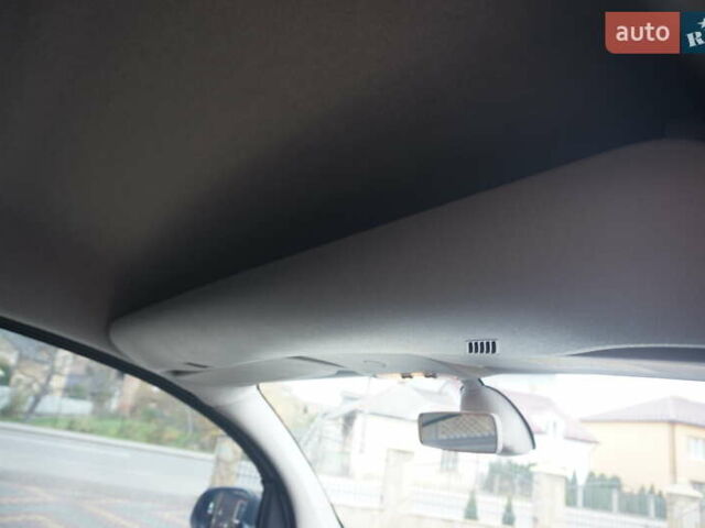 Рено Кєнгу 2018 у Самборе на Automoto.ua Сірий Рено Кєнгу, об'ємом двигуна 0 л та пробігом 72 тис. км за 11000 $, фото 45 на Automoto.ua