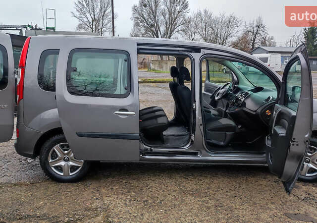 Сірий Рено Кєнгу, об'ємом двигуна 1.5 л та пробігом 111 тис. км за 15000 $, фото 11 на Automoto.ua