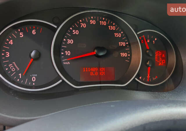 Сірий Рено Кєнгу, об'ємом двигуна 1.5 л та пробігом 111 тис. км за 15000 $, фото 35 на Automoto.ua