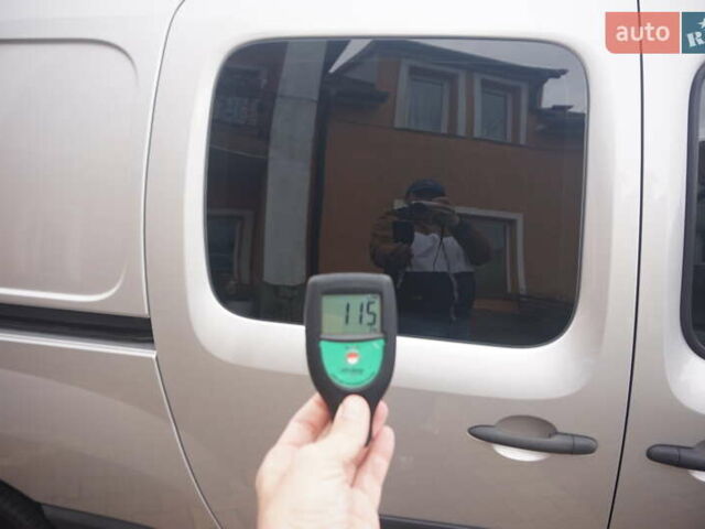 Рено Кєнгу 2018 у Самборе на Automoto.ua Сірий Рено Кєнгу, об'ємом двигуна 0 л та пробігом 72 тис. км за 11000 $, фото 74 на Automoto.ua