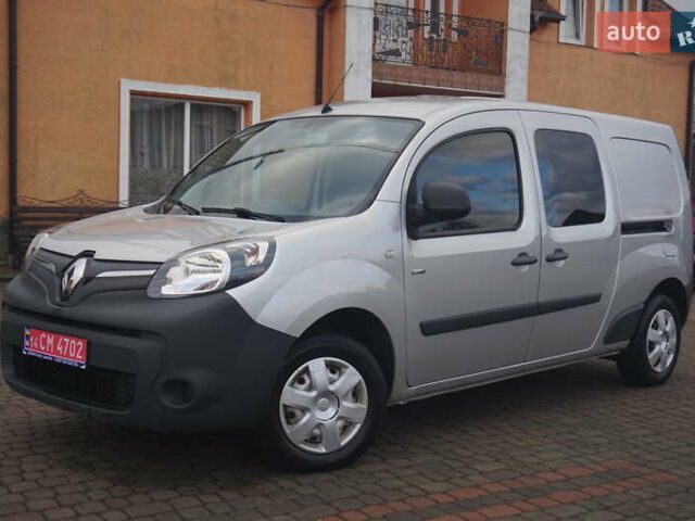 Сірий Рено Кєнгу, об'ємом двигуна 0 л та пробігом 79 тис. км за 11111 $, фото 1 на Automoto.ua