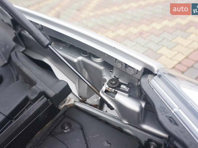 Рено Кєнгу 2018 у Самборе на Automoto.ua Сірий Рено Кєнгу, об'ємом двигуна 0 л та пробігом 72 тис. км за 11000 $, фото 57 на Automoto.ua