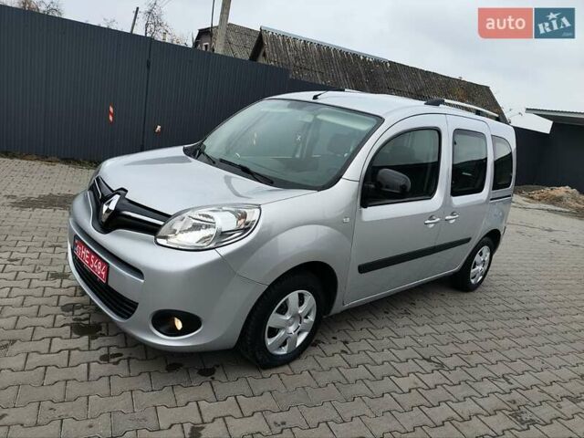 Серый Рено Кенгу, объемом двигателя 1.5 л и пробегом 145 тыс. км за 13300 $, фото 3 на Automoto.ua