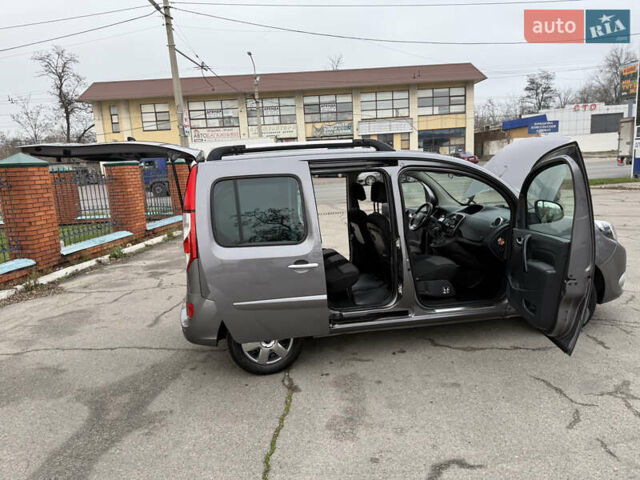 Серый Рено Кенгу, объемом двигателя 1.5 л и пробегом 170 тыс. км за 13999 $, фото 100 на Automoto.ua