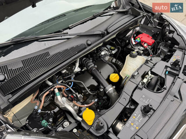 Серый Рено Кенгу, объемом двигателя 1.5 л и пробегом 170 тыс. км за 13999 $, фото 89 на Automoto.ua