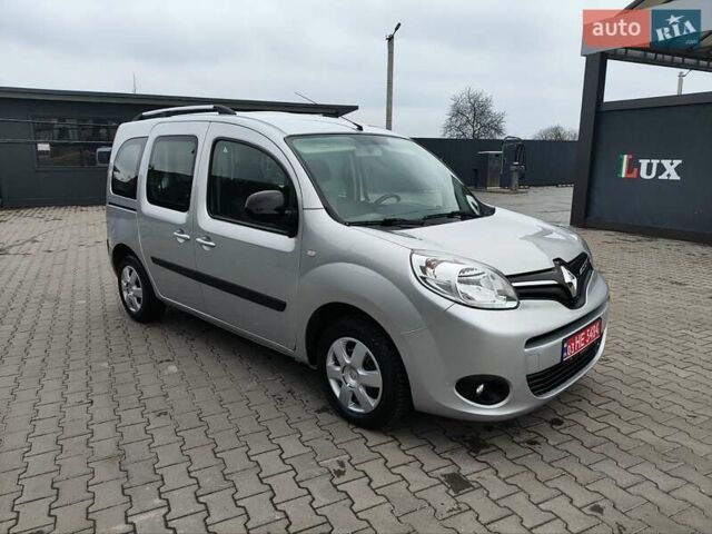 Серый Рено Кенгу, объемом двигателя 1.5 л и пробегом 145 тыс. км за 13300 $, фото 1 на Automoto.ua