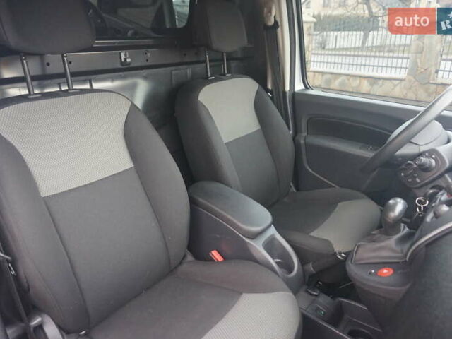 Сірий Рено Кєнгу, об'ємом двигуна 0 л та пробігом 79 тис. км за 11111 $, фото 42 на Automoto.ua